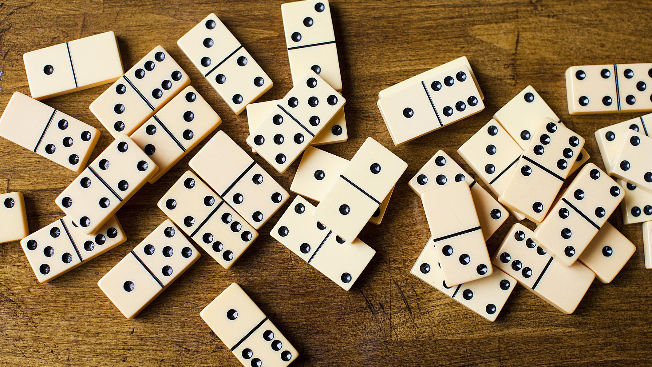 Dominoes