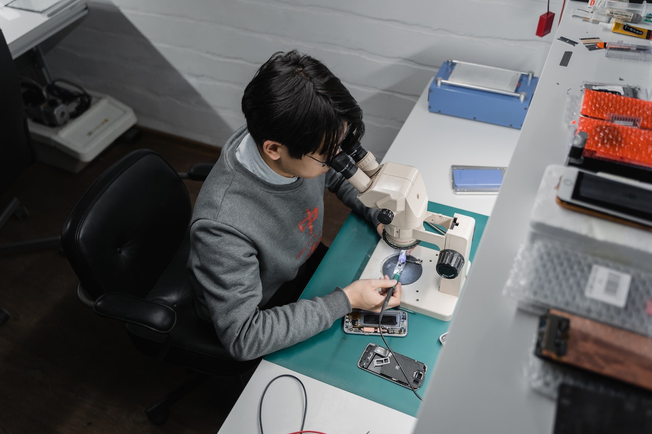 Apple phone repair Sacramento