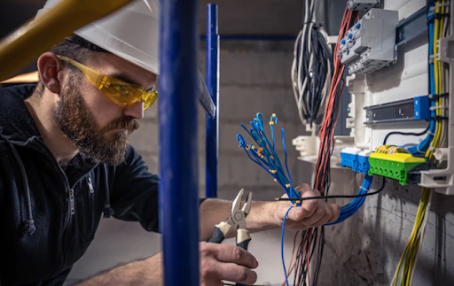  5 Benefits of Professional Electrician Services
